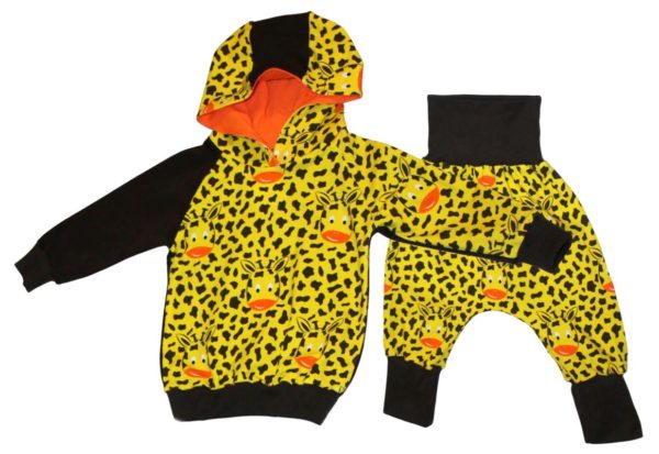 SET HOODIE MIT HOSEN GIRAFFE